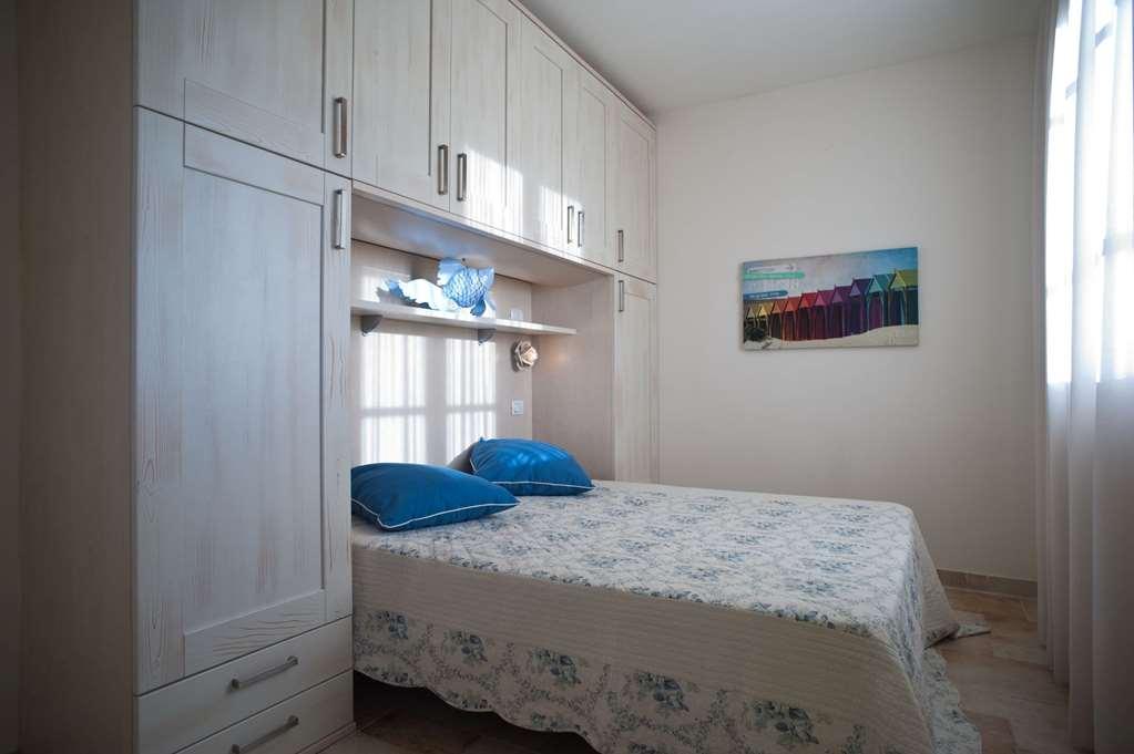 Hotel Stella Del Mare - Vada Kamer foto